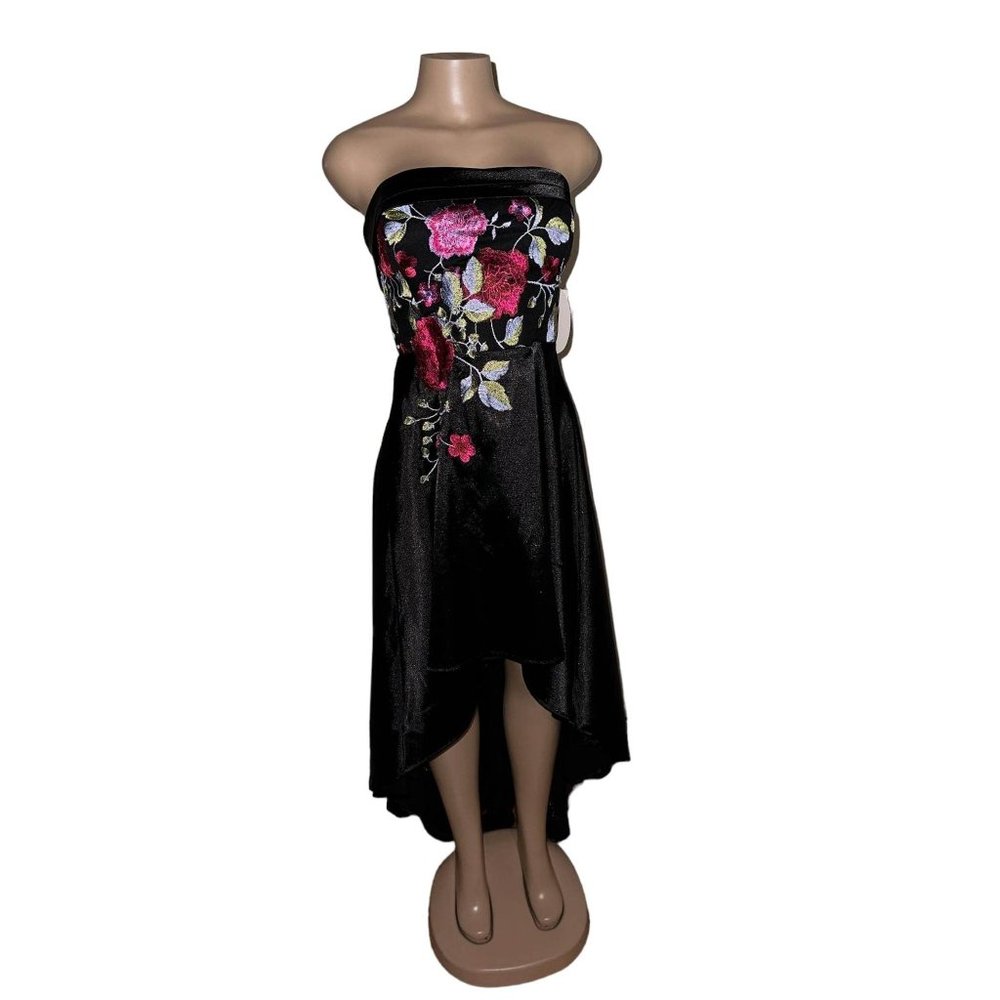 Social Code  Size 13 Prom Dress